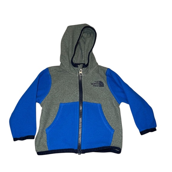 The North Face baby Hoodie in Blue and Gray Combination - Picture 2 of 5